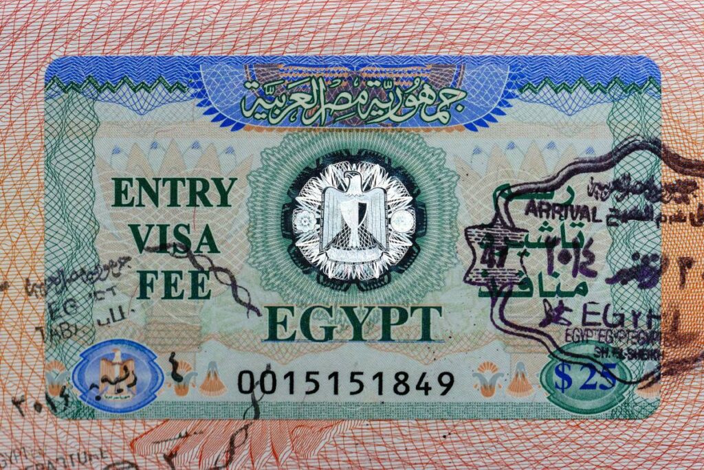 Avant de partir à la découverte des pyramides, il est encore obligatoire d’obtenir un visa Egypte.