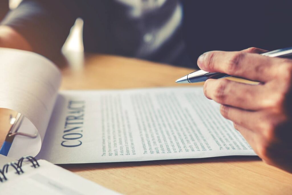 Le contrat CIVP en Tunisie offre aux jeunes diplômés une première expérience professionnelle rémunérée et encadrée